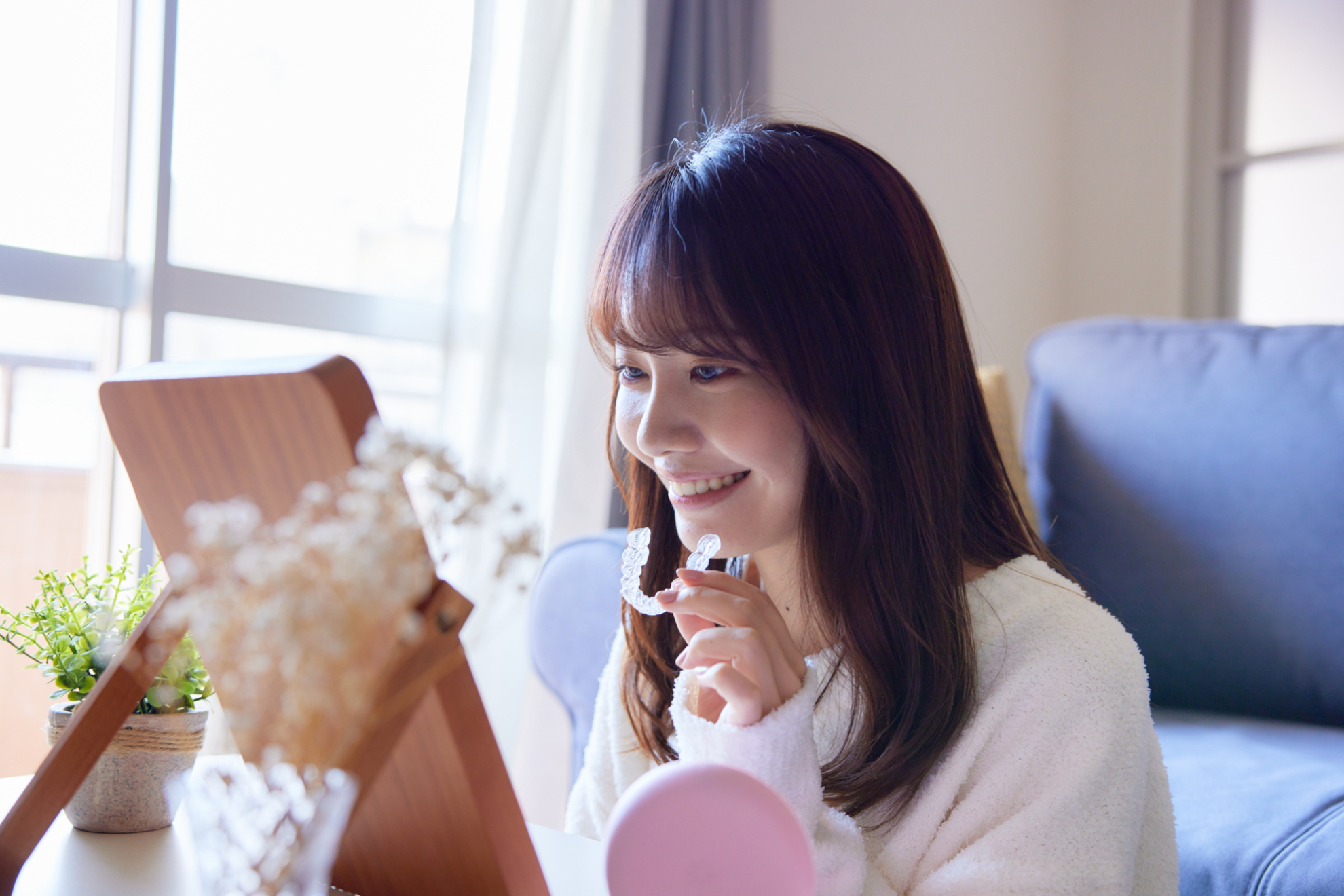 インビザラインは目立つ？見た目の変化と注意点をわかりやすく解説