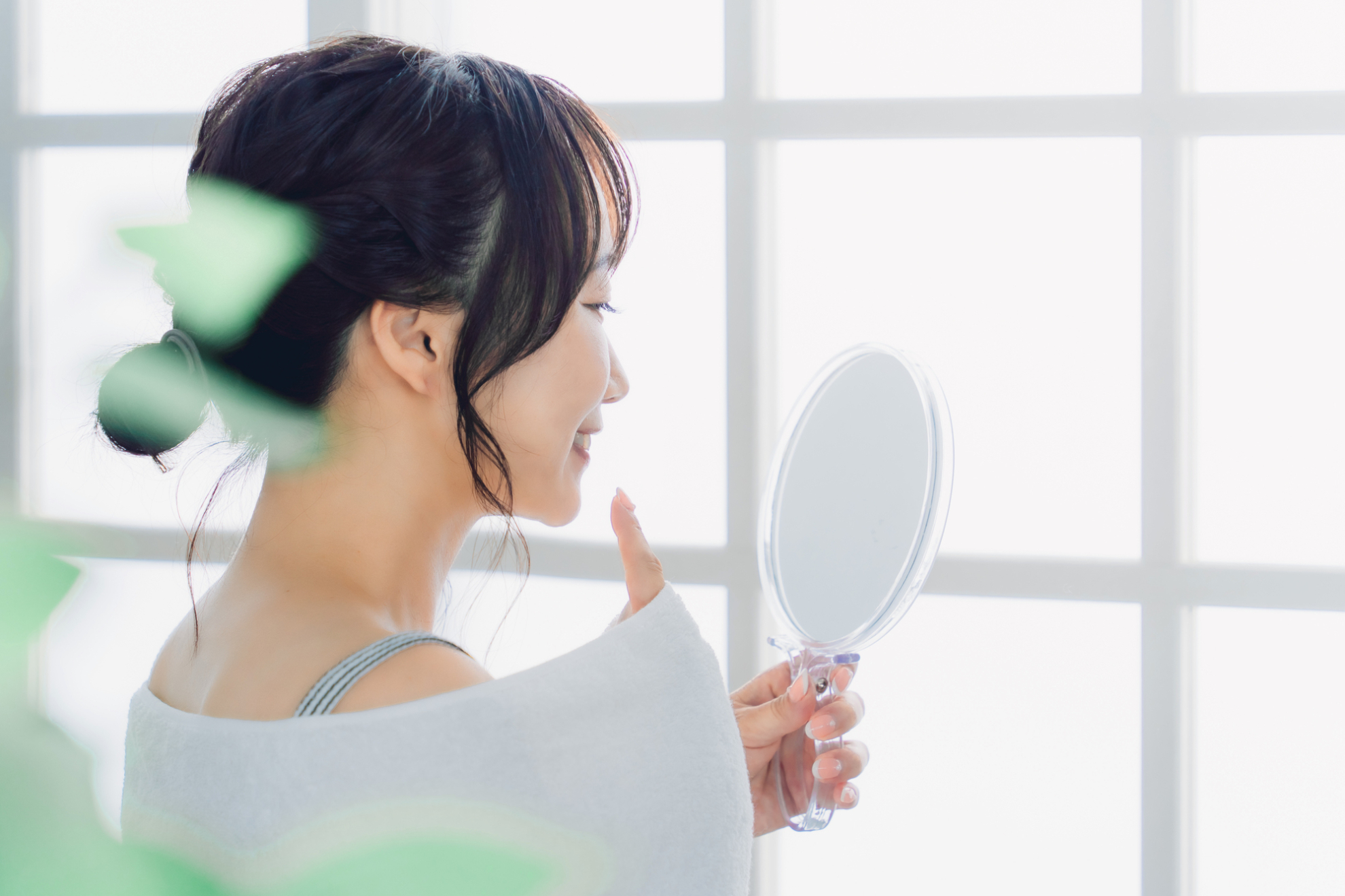 歯並びが内向きの状態とは？原因や放置リスク、矯正方法も解説